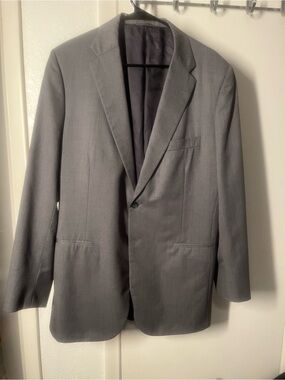 Executive Collection Classic Men's Gray Single-Breasted Blazer 42R